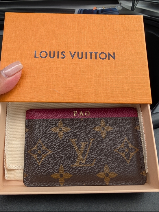 Louis Vuitton Accessories - Louis Vuitton Monogram Card Holder in Brown & Burgundy